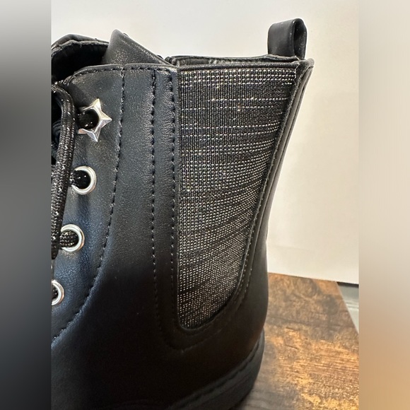 SO Girls Roxana Black/Silver Combat Boots NWT Various Sizes - Picture 5 of 7